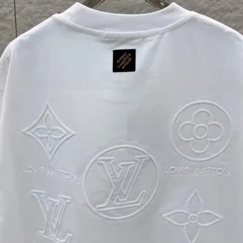 Cheap Louis Vuitton LV T-Shirts Short Sleeved For Unisex #1428884 Replica Wholesale [$41.00 USD] [ITEM#1428884] on Replica Louis Vuitton LV T-Shirts