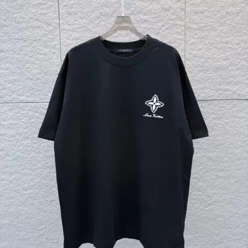 Cheap Louis Vuitton LV T-Shirts Short Sleeved For Unisex #1428887 Replica Wholesale [$40.00 USD] [ITEM#1428887] on Replica Louis Vuitton LV T-Shirts
