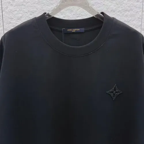 Cheap Louis Vuitton LV T-Shirts Short Sleeved For Unisex #1428891 Replica Wholesale [$40.00 USD] [ITEM#1428891] on Replica Louis Vuitton LV T-Shirts