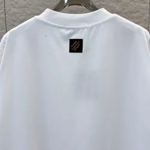 Cheap Louis Vuitton LV T-Shirts Short Sleeved For Unisex #1428894 Replica Wholesale [$39.00 USD] [ITEM#1428894] on Replica Louis Vuitton LV T-Shirts