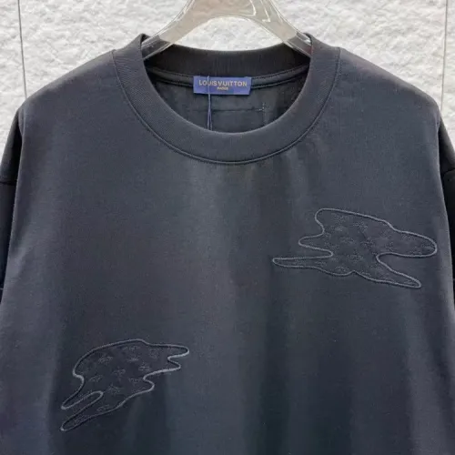 Cheap Louis Vuitton LV T-Shirts Short Sleeved For Unisex #1428901 Replica Wholesale [$39.00 USD] [ITEM#1428901] on Replica Louis Vuitton LV T-Shirts