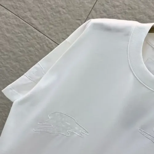Cheap Louis Vuitton LV T-Shirts Short Sleeved For Unisex #1428902 Replica Wholesale [$39.00 USD] [ITEM#1428902] on Replica Louis Vuitton LV T-Shirts