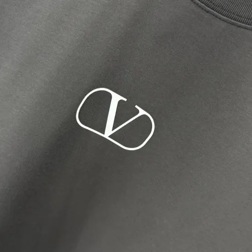 Cheap Valentino T-Shirts Short Sleeved For Unisex #1428938 Replica Wholesale [$40.00 USD] [ITEM#1428938] on Replica Valentino T-Shirts