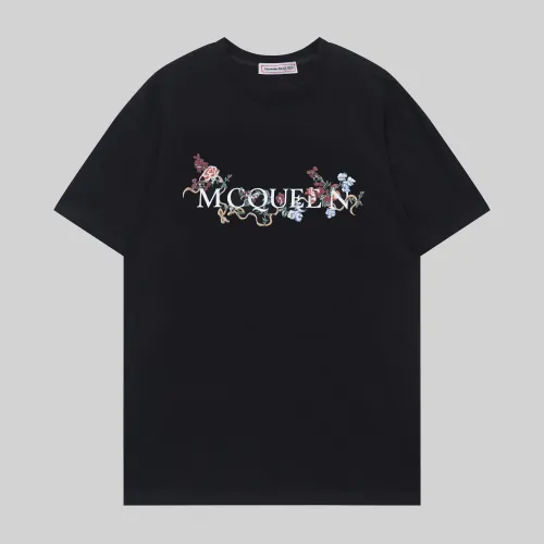Cheap Alexander McQueen T-shirts Short Sleeved For Unisex #1429581 Replica Wholesale [$32.00 USD] [ITEM#1429581] on Replica Alexander McQueen T-shirts