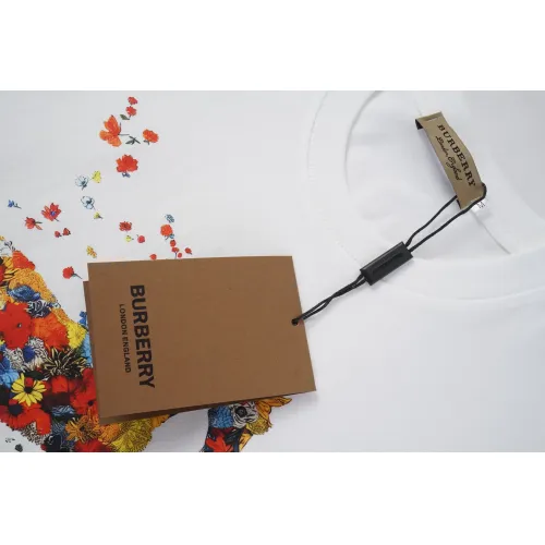 Cheap Burberry T-Shirts Short Sleeved For Unisex #1429599 Replica Wholesale [$32.00 USD] [ITEM#1429599] on Replica Burberry T-Shirts