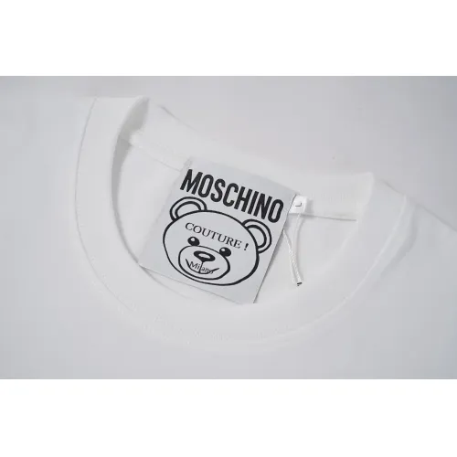 Cheap Moschino T-Shirts Short Sleeved For Unisex #1429623 Replica Wholesale [$32.00 USD] [ITEM#1429623] on Replica Moschino T-Shirts