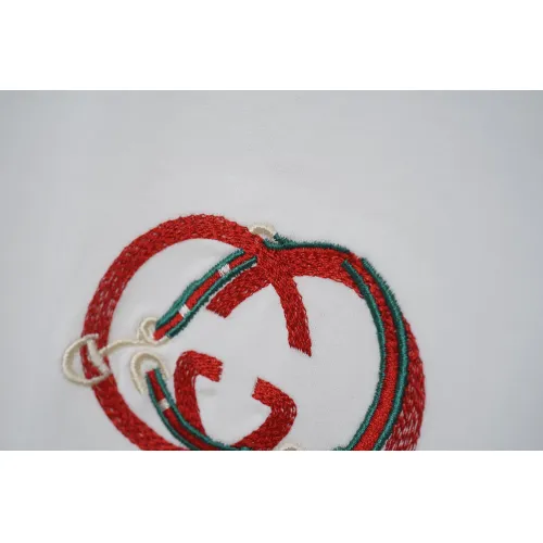 Cheap Gucci T-Shirts Short Sleeved For Unisex #1429630 Replica Wholesale [$32.00 USD] [ITEM#1429630] on Replica Gucci T-Shirts