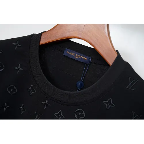 Cheap Louis Vuitton LV T-Shirts Short Sleeved For Unisex #1429635 Replica Wholesale [$36.00 USD] [ITEM#1429635] on Replica Louis Vuitton LV T-Shirts