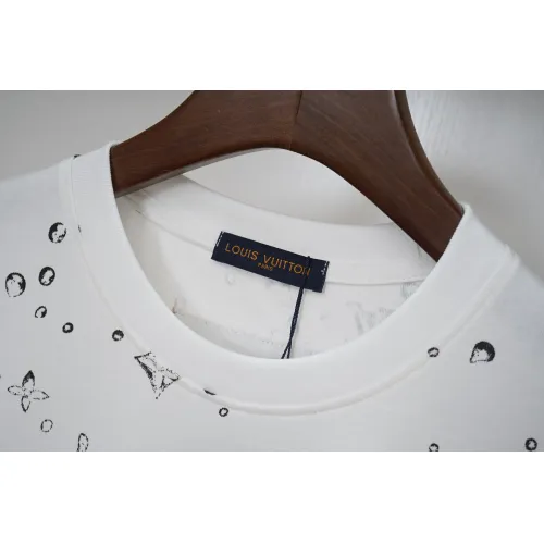 Cheap Louis Vuitton LV T-Shirts Short Sleeved For Unisex #1429636 Replica Wholesale [$36.00 USD] [ITEM#1429636] on Replica Louis Vuitton LV T-Shirts