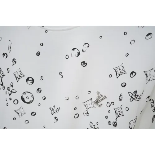 Cheap Louis Vuitton LV T-Shirts Short Sleeved For Unisex #1429636 Replica Wholesale [$36.00 USD] [ITEM#1429636] on Replica Louis Vuitton LV T-Shirts