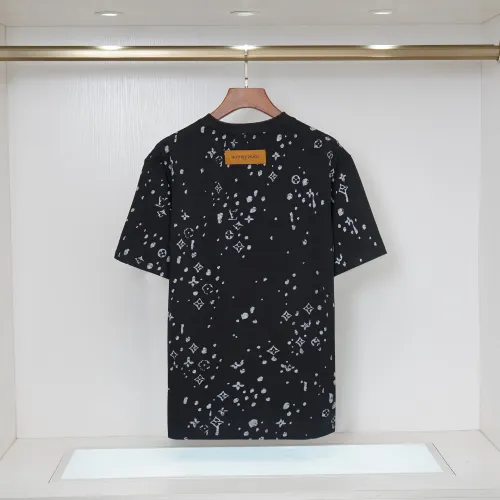 Cheap Louis Vuitton LV T-Shirts Short Sleeved For Unisex #1429637 Replica Wholesale [$36.00 USD] [ITEM#1429637] on Replica Louis Vuitton LV T-Shirts