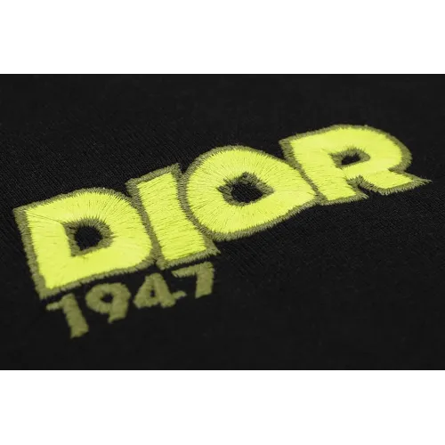 Cheap Christian Dior T-Shirts Short Sleeved For Unisex #1429681 Replica Wholesale [$45.00 USD] [ITEM#1429681] on Replica Christian Dior T-Shirts