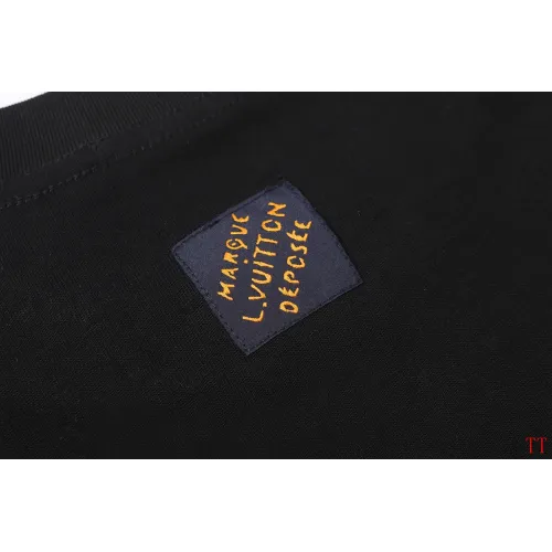 Cheap Louis Vuitton LV T-Shirts Short Sleeved For Unisex #1429942 Replica Wholesale [$39.00 USD] [ITEM#1429942] on Replica Louis Vuitton LV T-Shirts