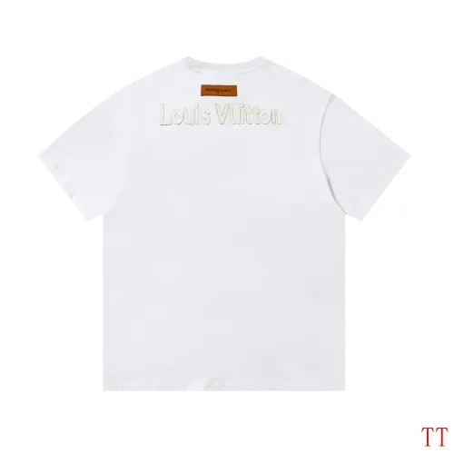 Cheap Louis Vuitton LV T-Shirts Short Sleeved For Unisex #1429952 Replica Wholesale [$39.00 USD] [ITEM#1429952] on Replica Louis Vuitton LV T-Shirts