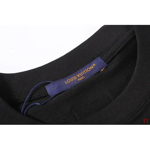 Cheap Louis Vuitton LV T-Shirts Short Sleeved For Unisex #1429955 Replica Wholesale [$39.00 USD] [ITEM#1429955] on Replica Louis Vuitton LV T-Shirts
