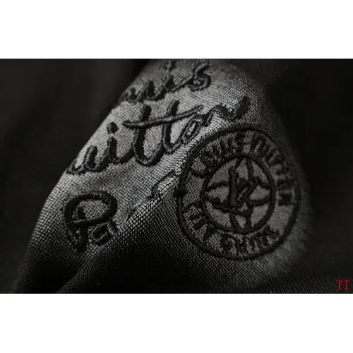 Cheap Louis Vuitton LV T-Shirts Short Sleeved For Unisex #1429962 Replica Wholesale [$39.00 USD] [ITEM#1429962] on Replica Louis Vuitton LV T-Shirts