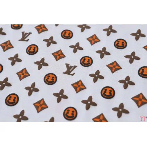 Cheap Louis Vuitton LV T-Shirts Short Sleeved For Unisex #1429967 Replica Wholesale [$39.00 USD] [ITEM#1429967] on Replica Louis Vuitton LV T-Shirts
