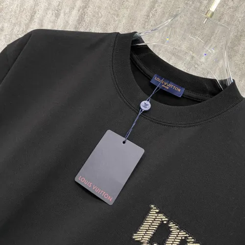 Cheap Louis Vuitton LV T-Shirts Short Sleeved For Unisex #1429975 Replica Wholesale [$42.00 USD] [ITEM#1429975] on Replica Louis Vuitton LV T-Shirts
