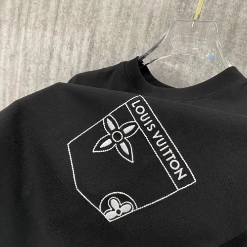 Cheap Louis Vuitton LV T-Shirts Short Sleeved For Unisex #1429981 Replica Wholesale [$42.00 USD] [ITEM#1429981] on Replica Louis Vuitton LV T-Shirts