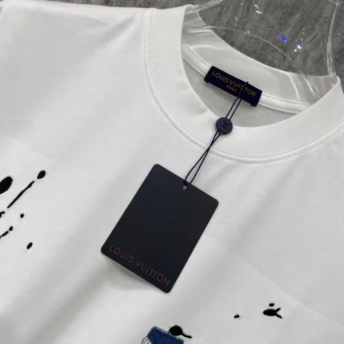 Cheap Louis Vuitton LV T-Shirts Short Sleeved For Unisex #1429983 Replica Wholesale [$42.00 USD] [ITEM#1429983] on Replica Louis Vuitton LV T-Shirts
