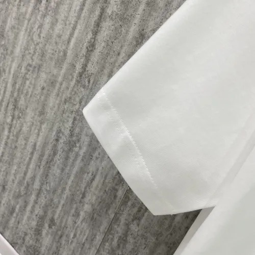 Cheap Louis Vuitton LV T-Shirts Short Sleeved For Unisex #1429983 Replica Wholesale [$42.00 USD] [ITEM#1429983] on Replica Louis Vuitton LV T-Shirts