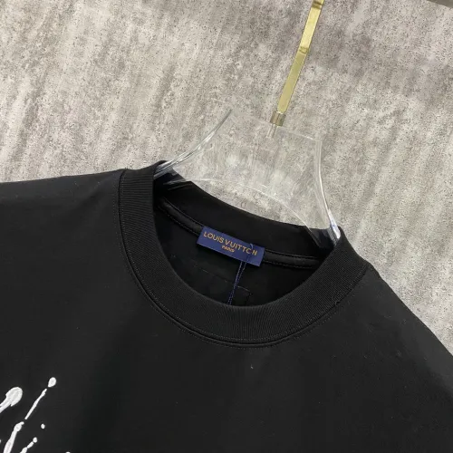Cheap Louis Vuitton LV T-Shirts Short Sleeved For Unisex #1429984 Replica Wholesale [$42.00 USD] [ITEM#1429984] on Replica Louis Vuitton LV T-Shirts