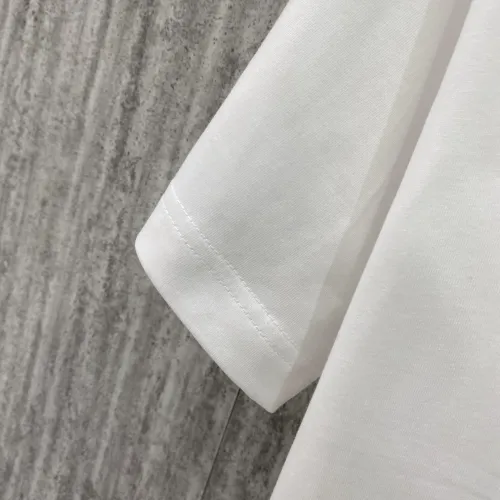 Cheap Louis Vuitton LV T-Shirts Short Sleeved For Unisex #1429993 Replica Wholesale [$42.00 USD] [ITEM#1429993] on Replica Louis Vuitton LV T-Shirts