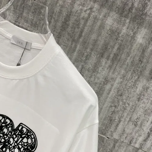 Cheap Christian Dior T-Shirts Short Sleeved For Unisex #1429995 Replica Wholesale [$42.00 USD] [ITEM#1429995] on Replica Christian Dior T-Shirts