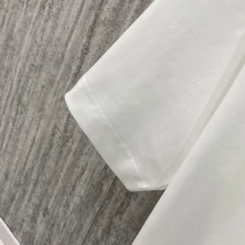 Cheap Burberry T-Shirts Short Sleeved For Unisex #1429999 Replica Wholesale [$42.00 USD] [ITEM#1429999] on Replica Burberry T-Shirts