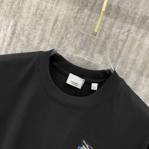 Cheap Burberry T-Shirts Short Sleeved For Unisex #1430000 Replica Wholesale [$42.00 USD] [ITEM#1430000] on Replica Burberry T-Shirts