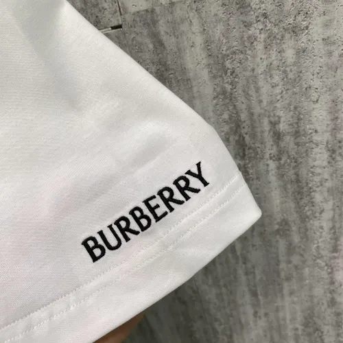 Cheap Burberry T-Shirts Short Sleeved For Unisex #1430001 Replica Wholesale [$42.00 USD] [ITEM#1430001] on Replica Burberry T-Shirts