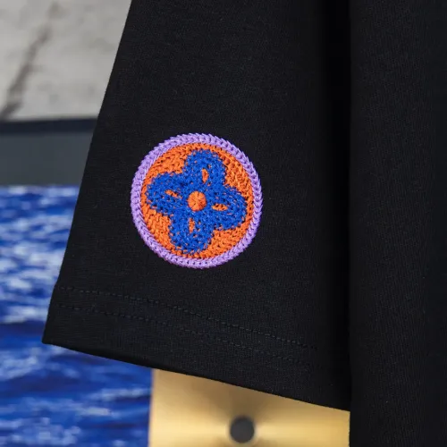 Cheap Louis Vuitton LV T-Shirts Short Sleeved For Unisex #1430118 Replica Wholesale [$36.00 USD] [ITEM#1430118] on Replica Louis Vuitton LV T-Shirts