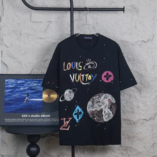 Louis Vuitton LV T-Shirts Short Sleeved For Unisex #1430120