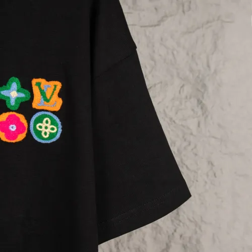 Cheap Louis Vuitton LV T-Shirts Short Sleeved For Unisex #1430130 Replica Wholesale [$38.00 USD] [ITEM#1430130] on Replica Louis Vuitton LV T-Shirts