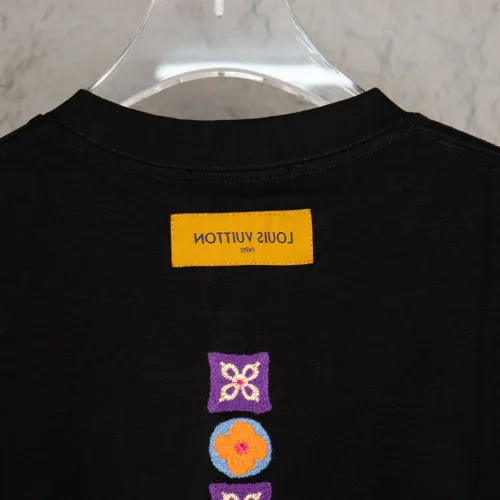 Cheap Louis Vuitton LV T-Shirts Short Sleeved For Unisex #1430130 Replica Wholesale [$38.00 USD] [ITEM#1430130] on Replica Louis Vuitton LV T-Shirts