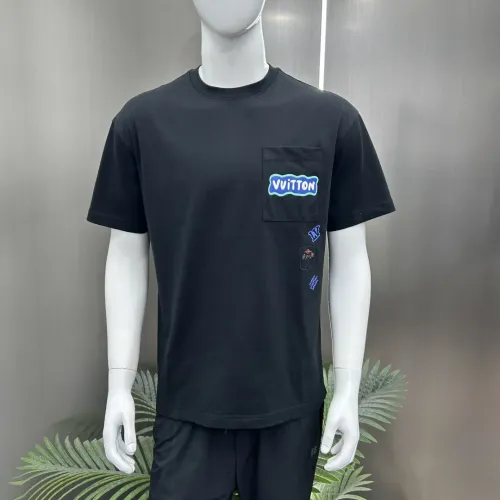 Cheap Louis Vuitton LV T-Shirts Short Sleeved For Unisex #1430316 Replica Wholesale [$64.00 USD] [ITEM#1430316] on Replica Louis Vuitton LV T-Shirts