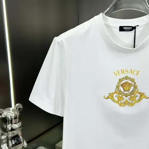 Cheap Versace T-Shirts Short Sleeved For Unisex #1430345 Replica Wholesale [$64.00 USD] [ITEM#1430345] on Replica Versace T-Shirts