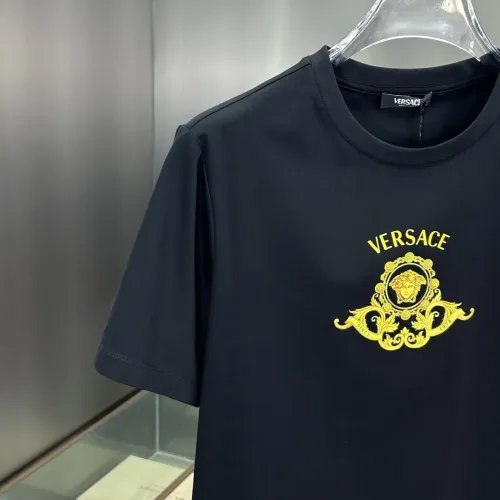 Cheap Versace T-Shirts Short Sleeved For Unisex #1430346 Replica Wholesale [$64.00 USD] [ITEM#1430346] on Replica Versace T-Shirts