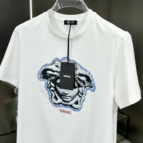 Cheap Versace T-Shirts Short Sleeved For Unisex #1430372 Replica Wholesale [$64.00 USD] [ITEM#1430372] on Replica Versace T-Shirts