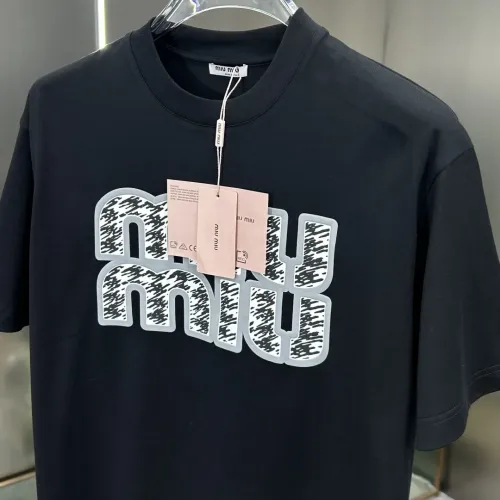 Cheap MIU MIU T-Shirts Short Sleeved For Men #1430380 Replica Wholesale [$82.00 USD] [ITEM#1430380] on Replica MIU MIU T-Shirts