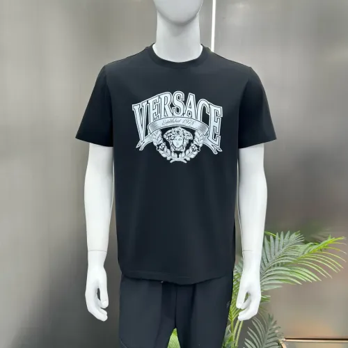 Cheap Versace T-Shirts Short Sleeved For Unisex #1430467 Replica Wholesale [$68.00 USD] [ITEM#1430467] on Replica Versace T-Shirts