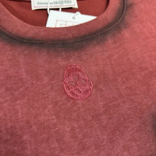 Cheap Alexander McQueen T-shirts Short Sleeved For Unisex #1430479 Replica Wholesale [$68.00 USD] [ITEM#1430479] on Replica Alexander McQueen T-shirts