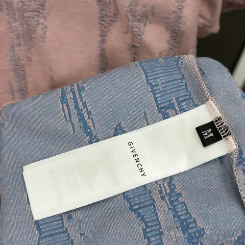 Cheap Givenchy T-Shirts Short Sleeved For Unisex #1430483 Replica Wholesale [$68.00 USD] [ITEM#1430483] on Replica Givenchy T-Shirts