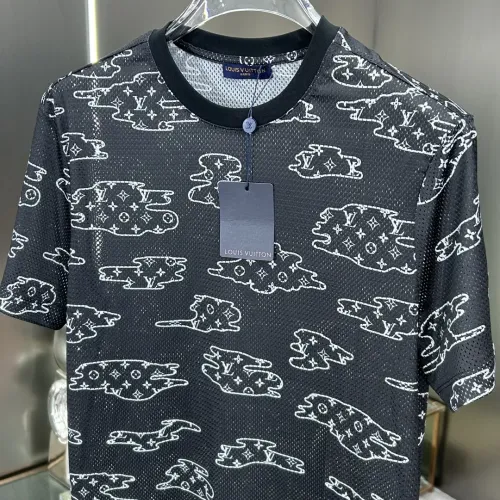 Cheap Louis Vuitton LV T-Shirts Short Sleeved For Men #1430492 Replica Wholesale [$64.00 USD] [ITEM#1430492] on Replica Louis Vuitton LV T-Shirts