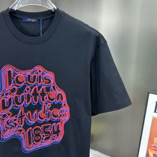 Cheap Louis Vuitton LV T-Shirts Short Sleeved For Unisex #1430493 Replica Wholesale [$64.00 USD] [ITEM#1430493] on Replica Louis Vuitton LV T-Shirts