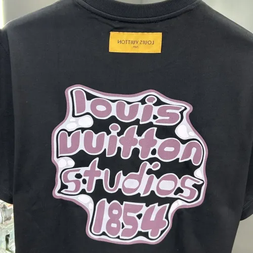 Cheap Louis Vuitton LV T-Shirts Short Sleeved For Unisex #1430496 Replica Wholesale [$64.00 USD] [ITEM#1430496] on Replica Louis Vuitton LV T-Shirts
