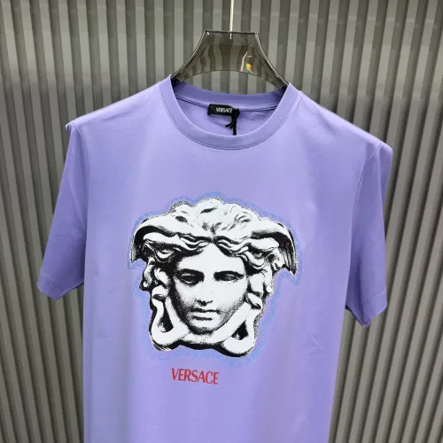 Cheap Versace T-Shirts Short Sleeved For Unisex #1430521 Replica Wholesale [$72.00 USD] [ITEM#1430521] on Replica Versace T-Shirts