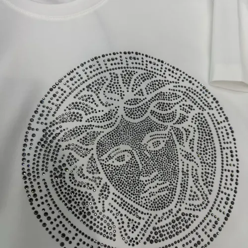 Cheap Versace T-Shirts Short Sleeved For Unisex #1430525 Replica Wholesale [$76.00 USD] [ITEM#1430525] on Replica Versace T-Shirts