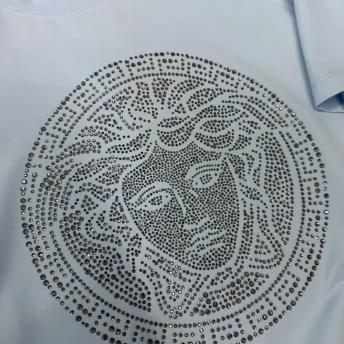 Cheap Versace T-Shirts Short Sleeved For Unisex #1430526 Replica Wholesale [$76.00 USD] [ITEM#1430526] on Replica Versace T-Shirts