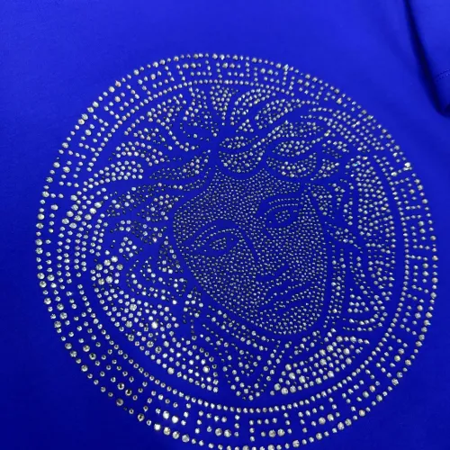 Cheap Versace T-Shirts Short Sleeved For Unisex #1430527 Replica Wholesale [$76.00 USD] [ITEM#1430527] on Replica Versace T-Shirts